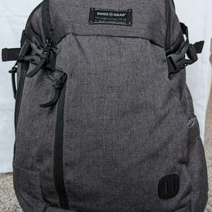 SwissGear Men's Gray Everyday Backpack - Durable Commuter Bag